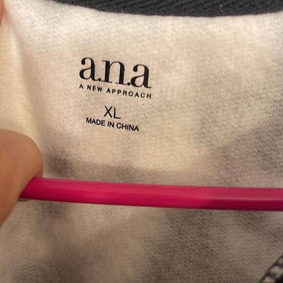 A.n.a. New approach tie dye long sleeve Xl - Picture 5 of 7